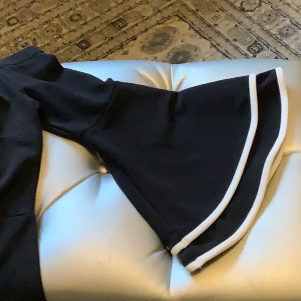 Dress - Picture 6 of 6